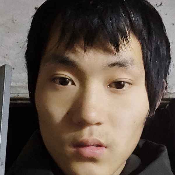 安徽34岁单身帅哥真诚找对象-驻马店征婚相亲网
