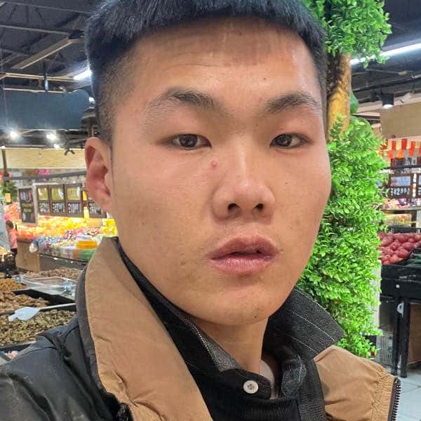 河南27岁单身帅哥真诚找对象-驻马店征婚相亲网