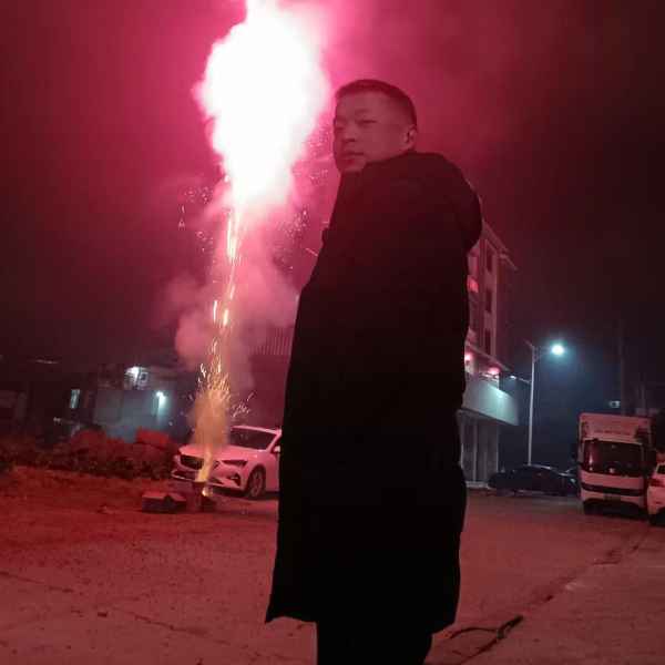 四川37岁单身帅哥真诚找对象-驻马店征婚相亲网
