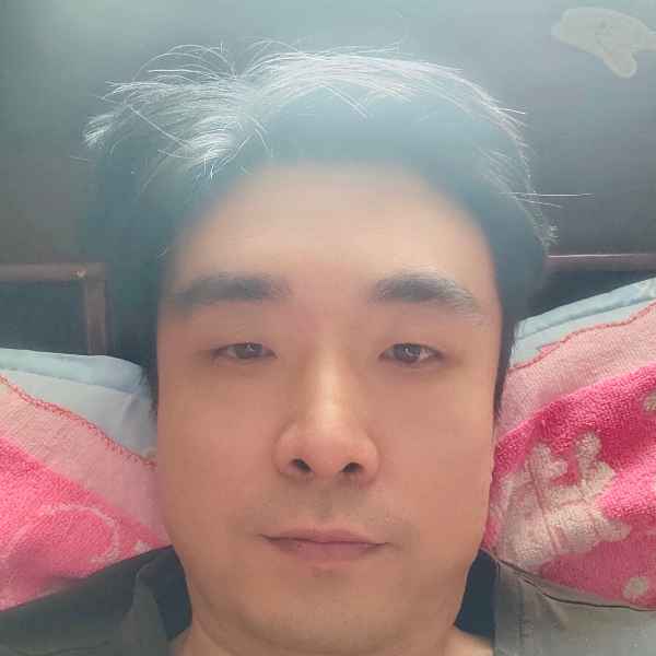 河南42岁单身帅哥真诚找对象-驻马店征婚相亲网