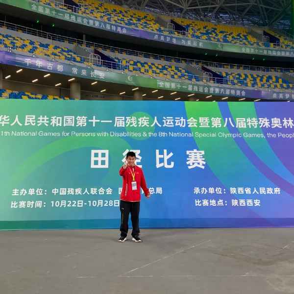 安徽24岁单身帅哥真诚找对象-驻马店征婚相亲网