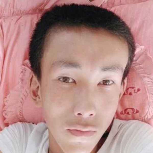 山东21岁单身帅哥真诚找对象-驻马店征婚相亲网