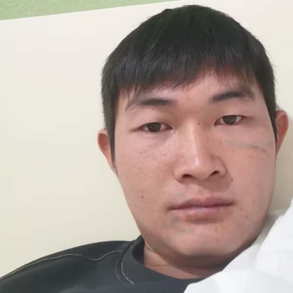 四川25岁单身帅哥真诚找对象-驻马店征婚相亲网