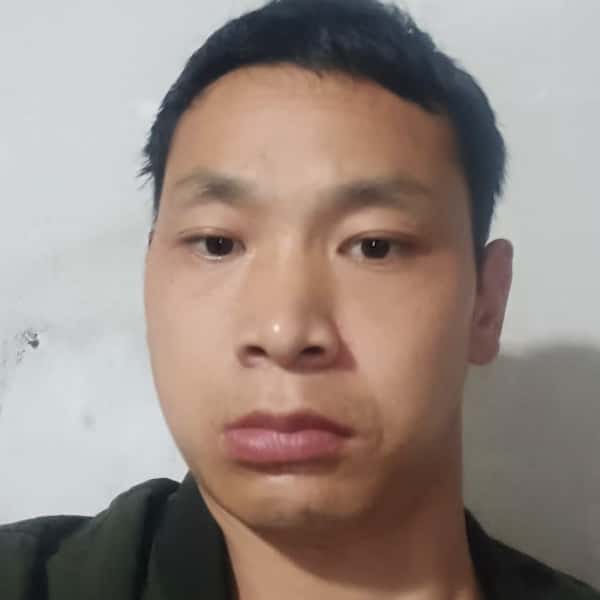 安徽30岁单身帅哥真诚找对象-驻马店征婚相亲网