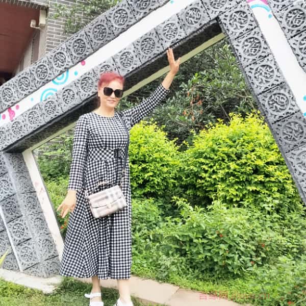 四川61岁单身美女真诚找对象-驻马店征婚相亲网