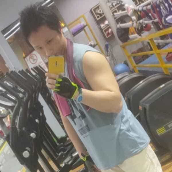 37岁岁广东单身帅哥 - 驻马店吉缘网