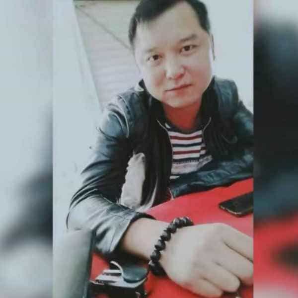 40岁岁湖南单身帅哥 - 驻马店吉缘网
