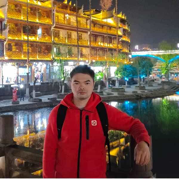 39岁岁广东单身帅哥 - 驻马店吉缘网