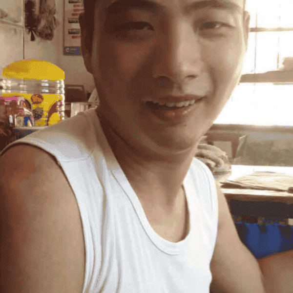 43岁岁浙江单身帅哥 - 驻马店吉缘网