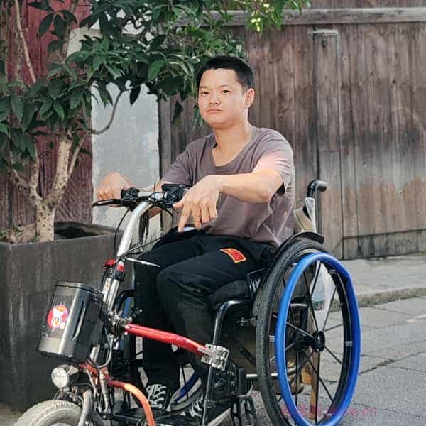 33岁岁湖北单身帅哥 - 驻马店吉缘网